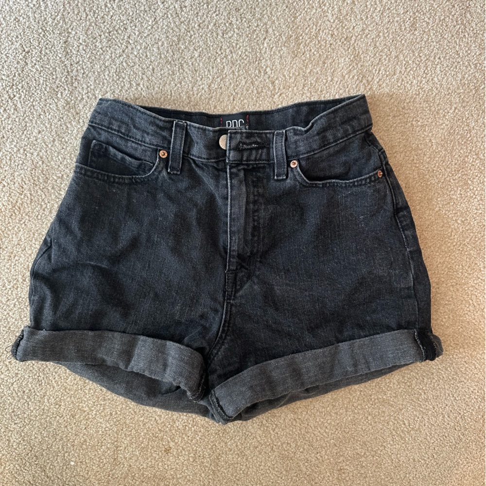 BDG black jean shorts urban outfitters size 26